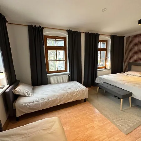 Kleines Domizil - Direkt Im Zentrum Von Gegenüber Vom Skilift * Altenberg (Erzgebirge)